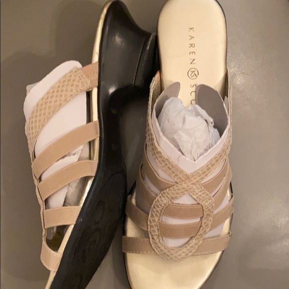 Sandals - Picture 2 of 3